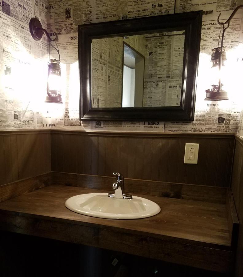 -Pet Friendly- Miners Cabin #5 -Two Double Beds - Private Balcony Tombstone Exteriör bild