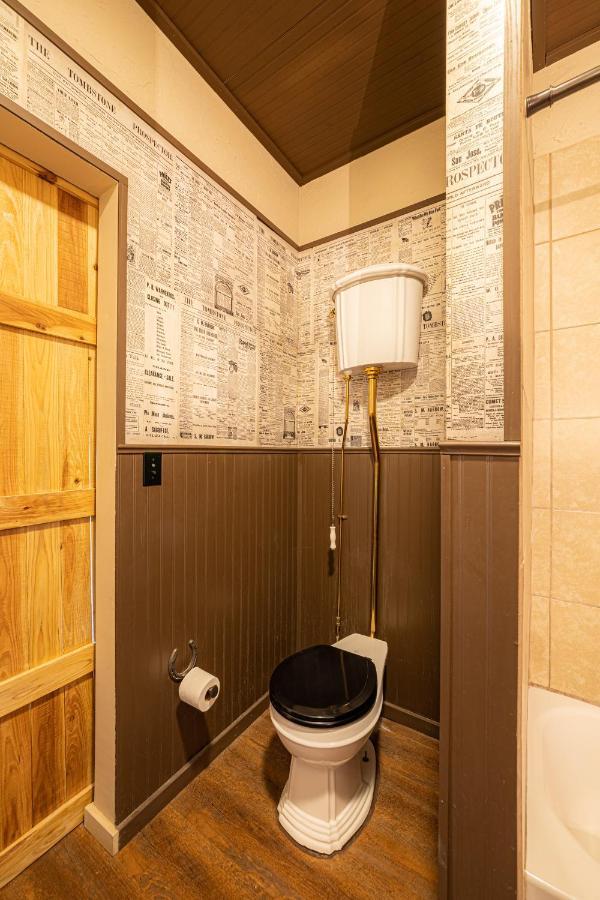-Pet Friendly- Miners Cabin #5 -Two Double Beds - Private Balcony Tombstone Exteriör bild