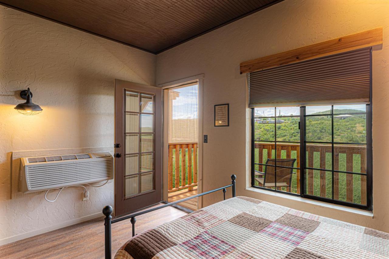 -Pet Friendly- Miners Cabin #5 -Two Double Beds - Private Balcony Tombstone Exteriör bild