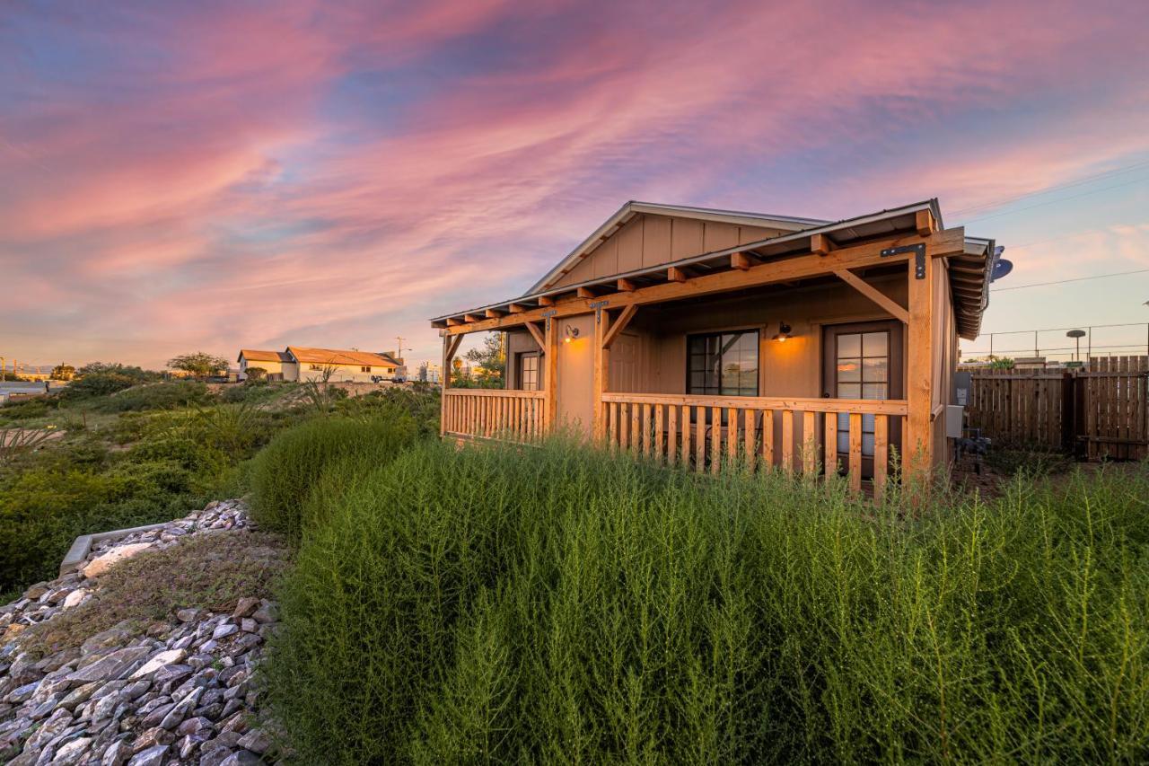 -Pet Friendly- Miners Cabin #5 -Two Double Beds - Private Balcony Tombstone Exteriör bild