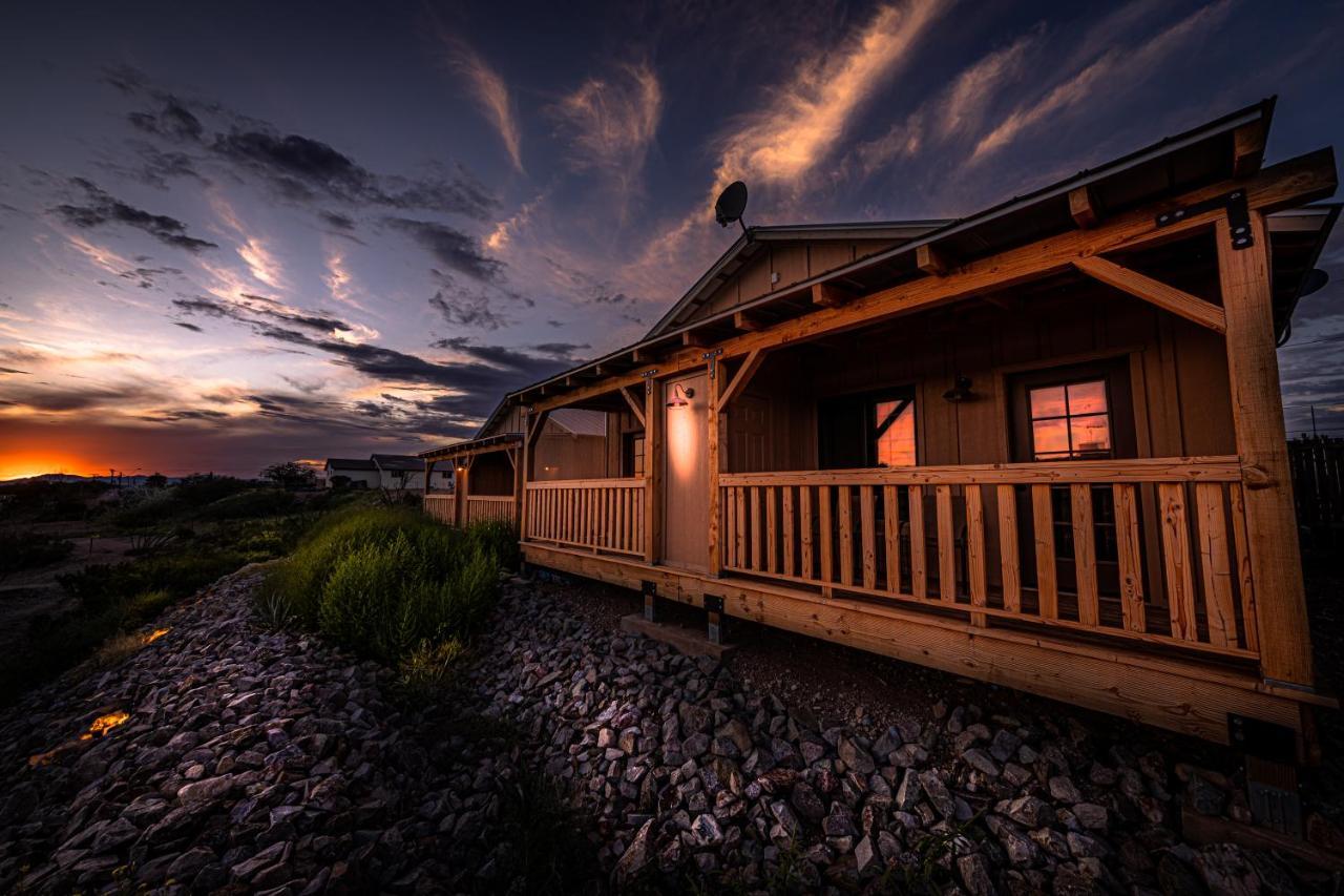 -Pet Friendly- Miners Cabin #5 -Two Double Beds - Private Balcony Tombstone Exteriör bild