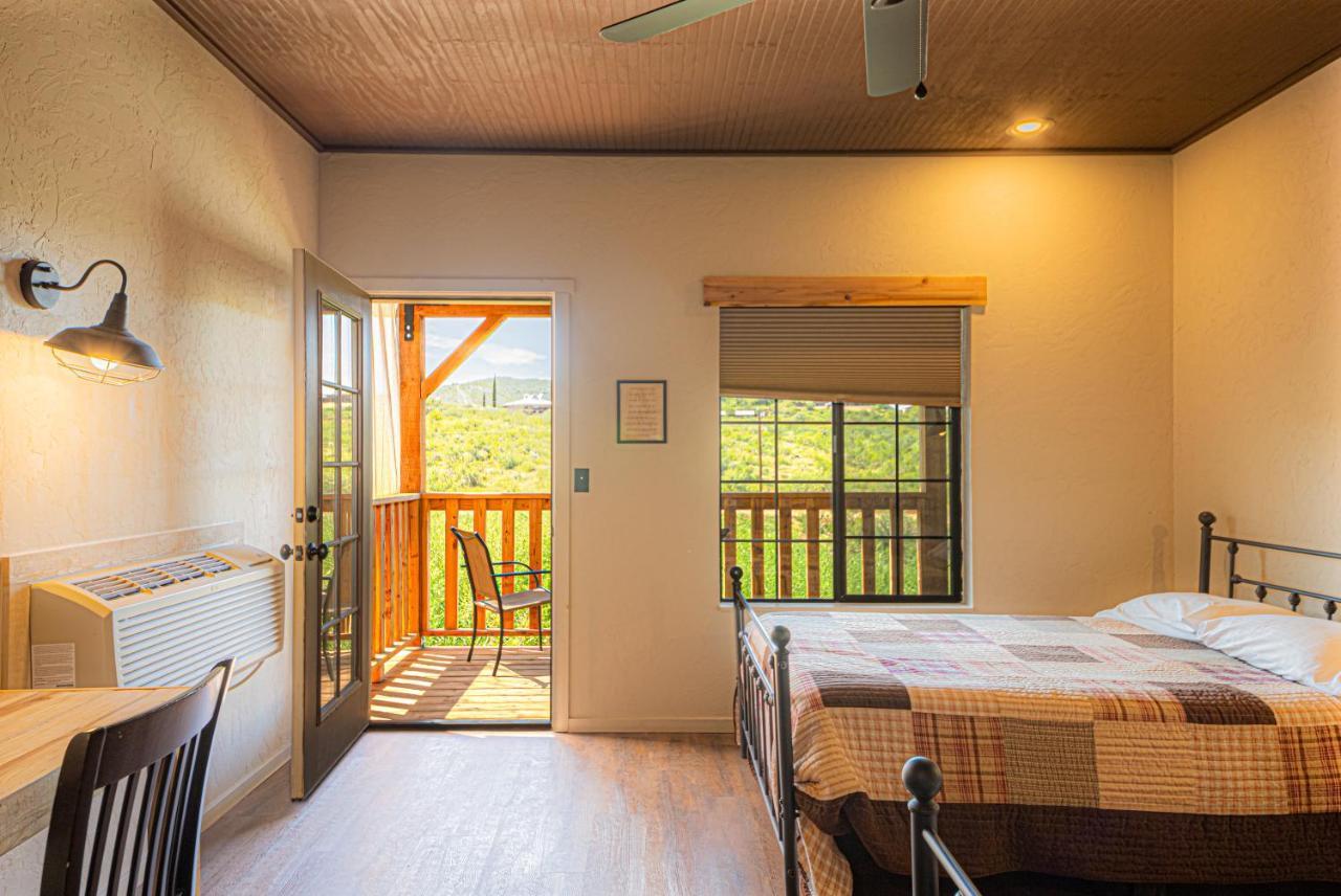 -Pet Friendly- Miners Cabin #5 -Two Double Beds - Private Balcony Tombstone Exteriör bild